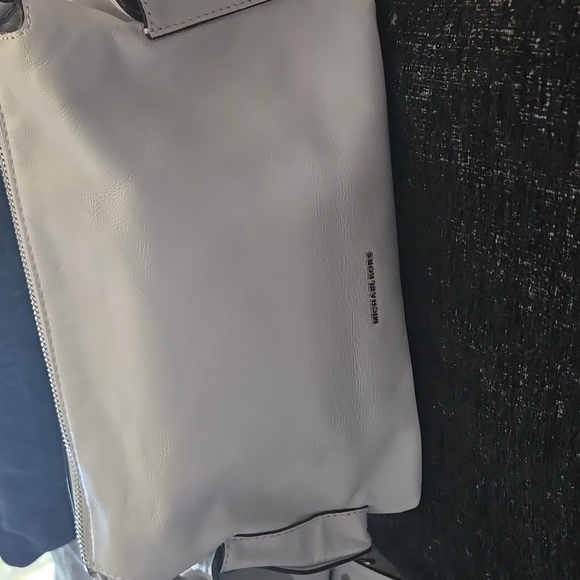 Michael Kors White Belt Bag for Men - Picture 4 of 7
